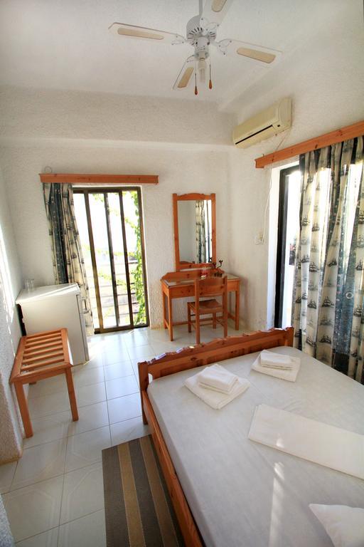 Aparthotel Aqua Marine Falasarna  Habitación foto